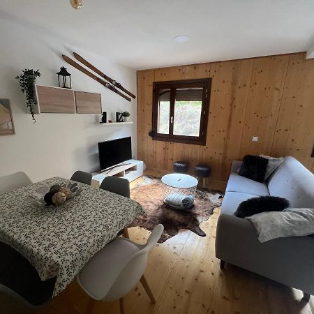 קסטילו דה חאקה Apartamento Luga מראה חיצוני תמונה