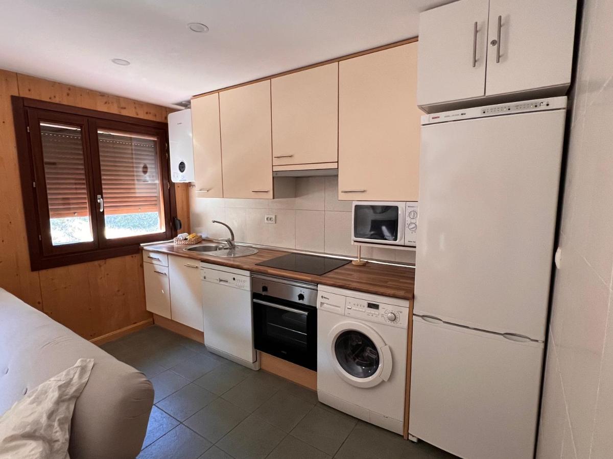 קסטילו דה חאקה Apartamento Luga מראה חיצוני תמונה